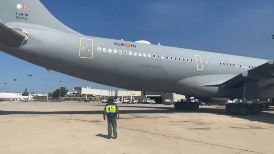 Ya están en España los dos aviones fletados este jueves con los repatriados del Líbano 