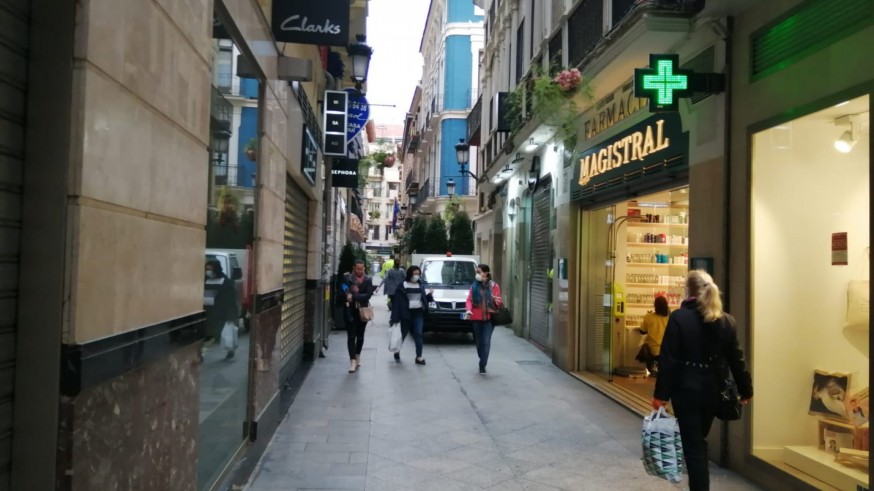 Comercios cerrados en Murcia por la crisis del coronavirus. ORM