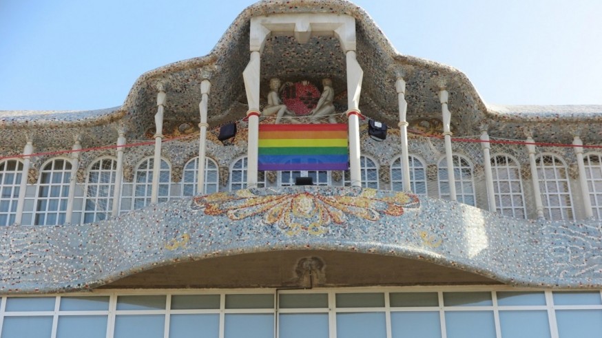 La Asamblea Regional con el colectivo el Día contra la LGTBIfobia