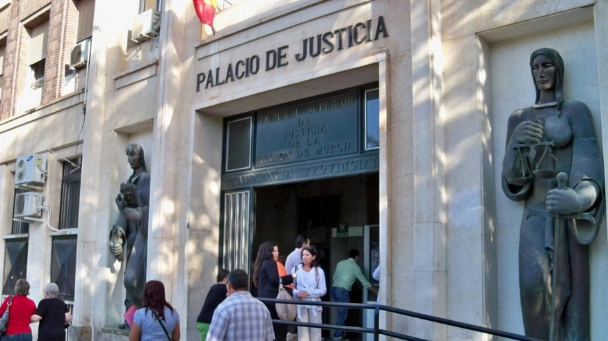 Caen un 2% las denuncias por violencia de género en la Región de Murcia