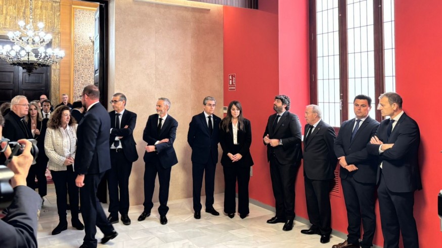 Murcia despide a José Ballesta en el salón de plenos del Ayuntamiento