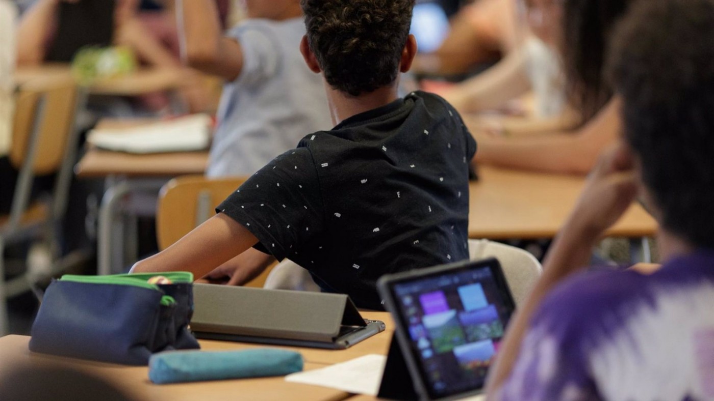 Sin pantallas individuales hasta cuarto de Primaria en la Región de Murcia 