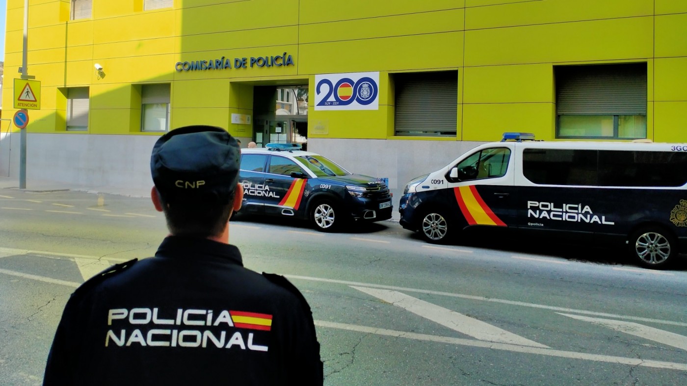 Siete detenidos por trasladar a migrantes ilegales desde Argelia