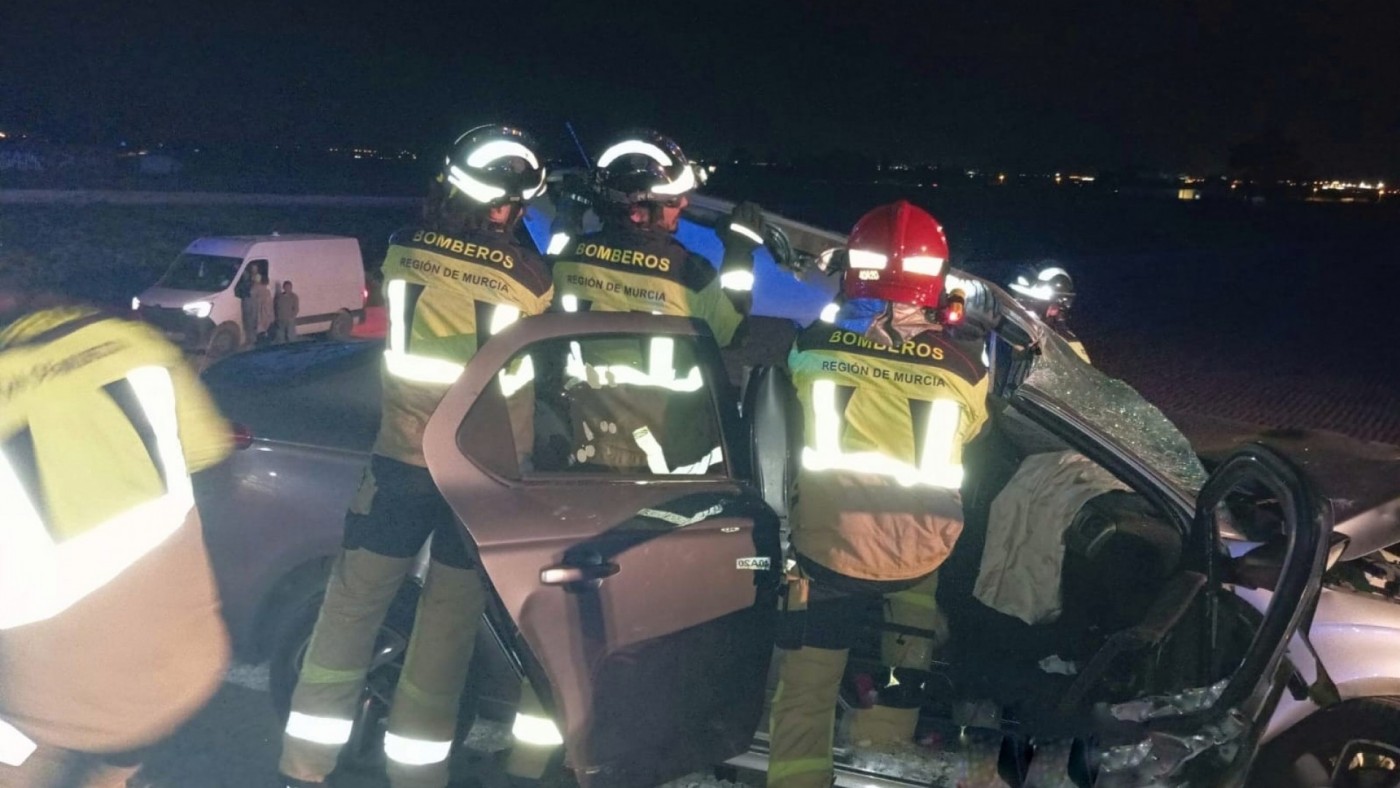 Un vehículo en sentido contrario mata a un hombre en Lorca 