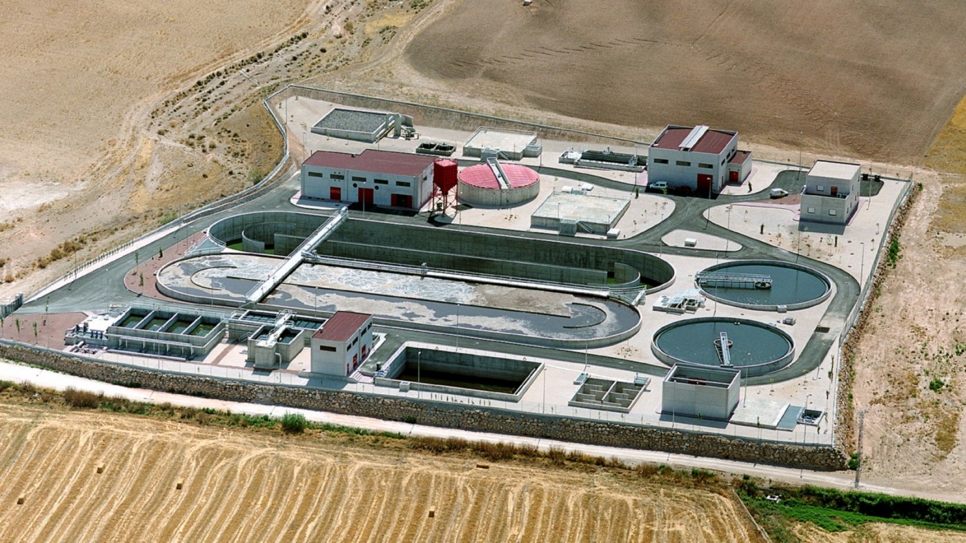 El gobierno regional invierte dos millones en una central de gestión de fangos para producir biogás y electricidad en Jumilla