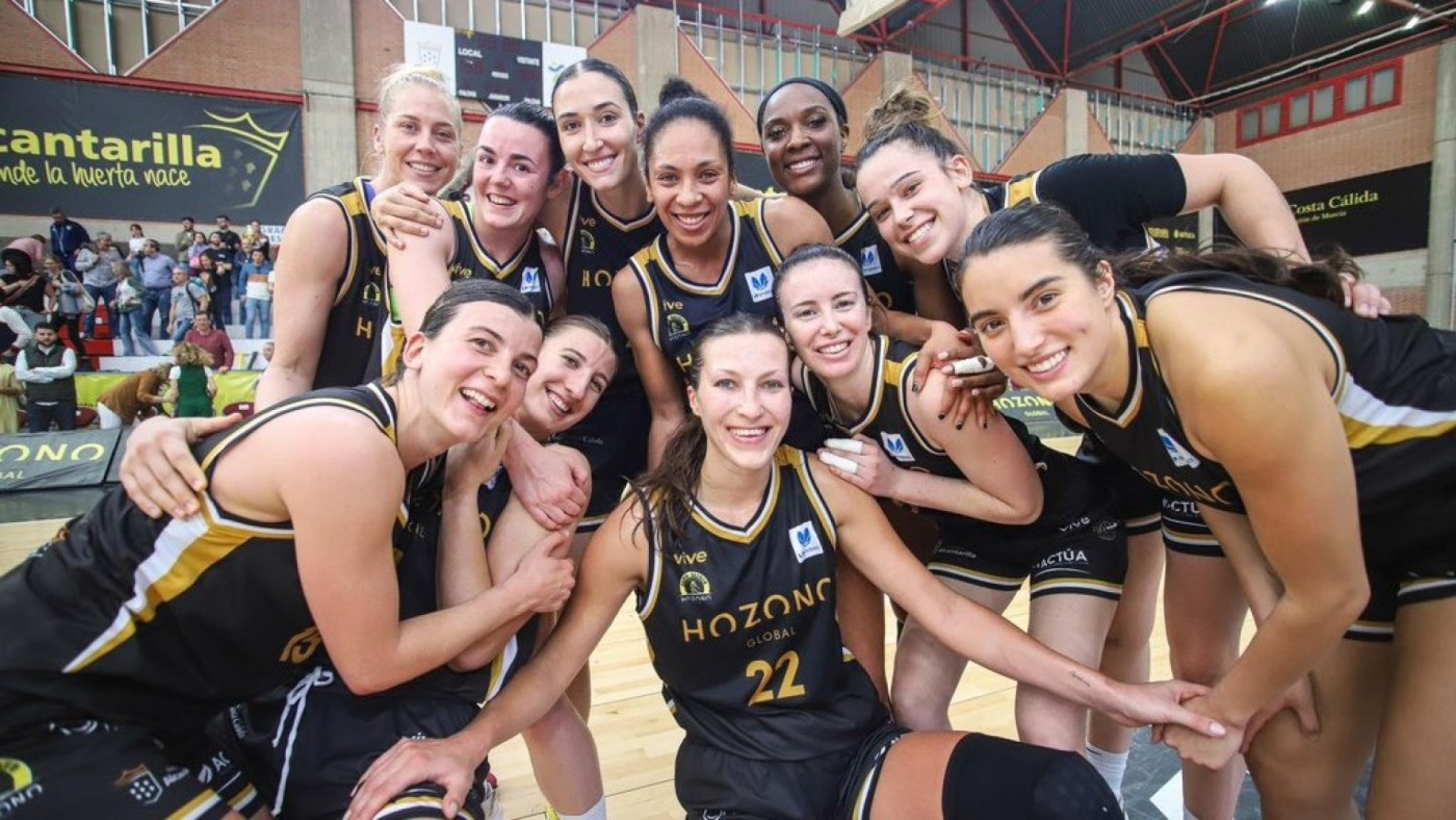 El Jairis da otro paso por el título con un 73-48 ante el Bembibre
