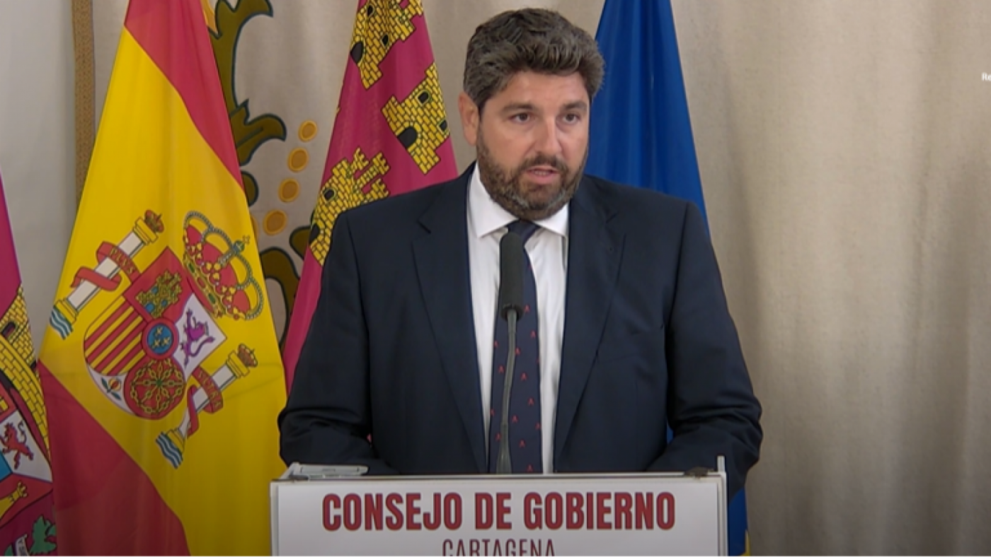 López Miras exige a Sánchez reforzar de manera urgente los medios contra las mafias de inmigración en Murcia