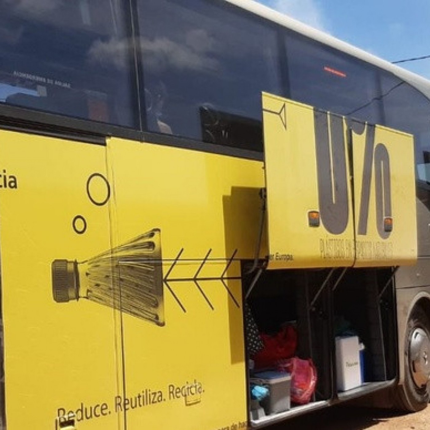Sin incidentes con el transporte escolar en los cuatro municipios cuyos alumnos han vuelto este miércoles a clase