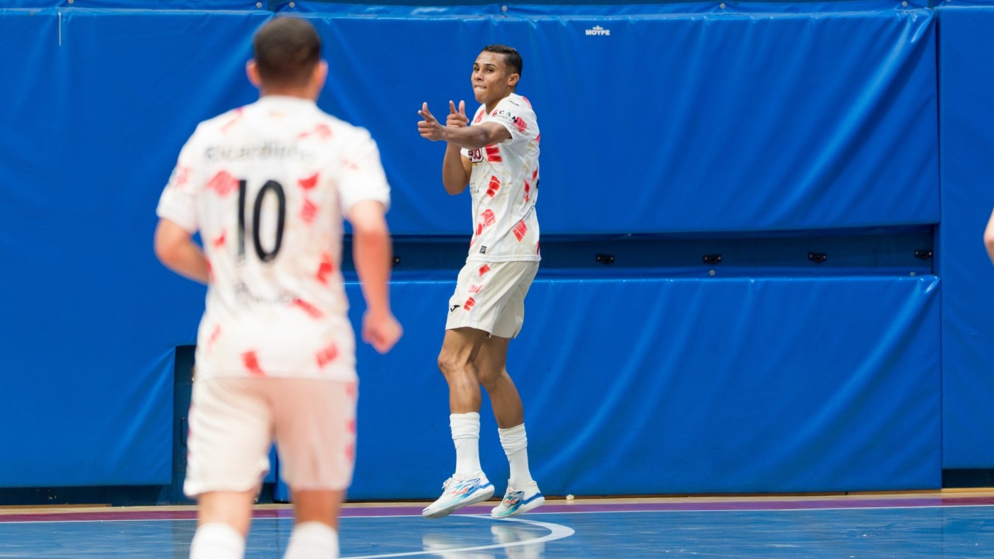 Ligeiro: "Quiero superar con ElPozo los 10 goles que hice en el Xota"