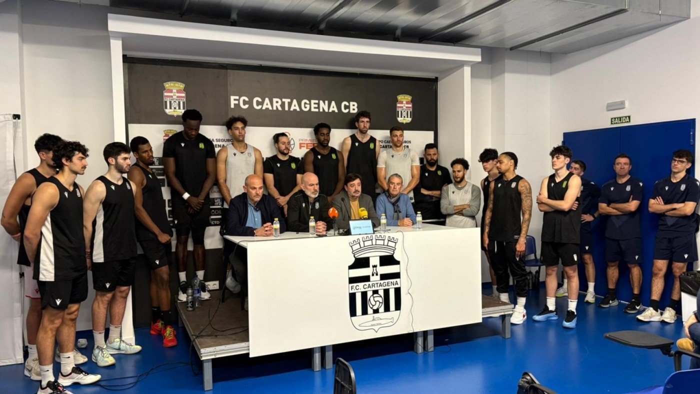 El Caesa Seguros cierra filas y ratifica al entrenador