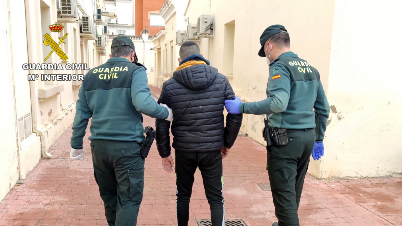 Tres detenidos por el robo en un comercio de Campos del Río
