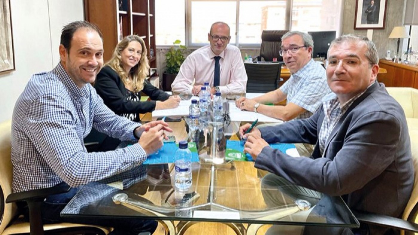 Anpe pide a Educación soluciones ante el agotamiento de 28 listas de interinos