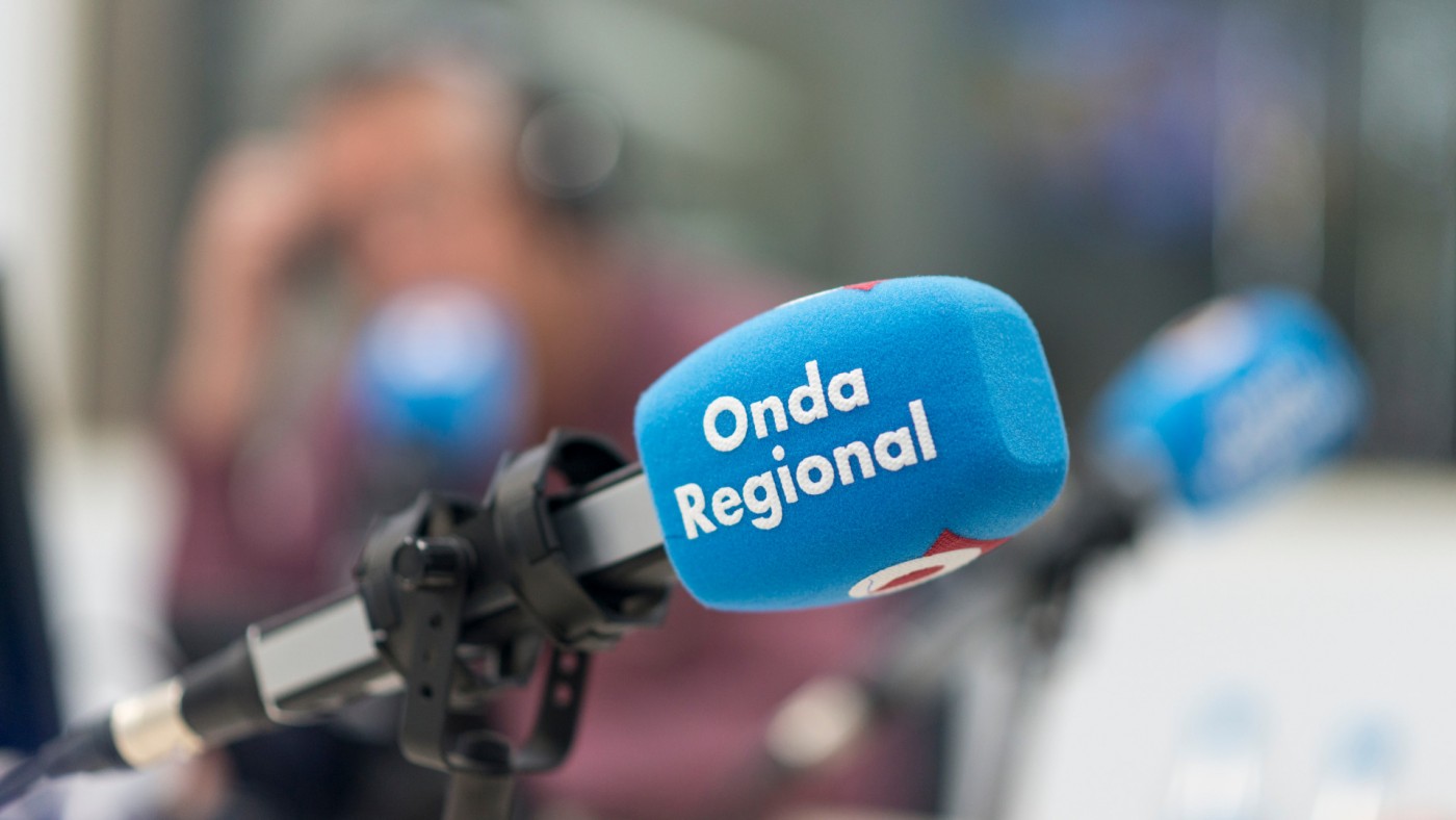 La Patrulla Águila suspende de momento sus vuelos, y otras noticias del día 