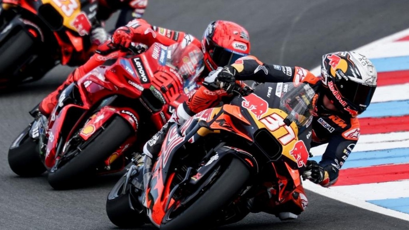 Pedro Acosta correrá con una Ducati oficial en 2027