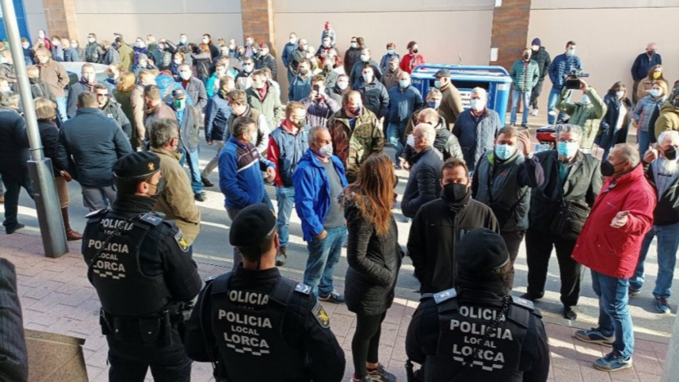 Delegación Gobierno sancionará al organizador de la manifestación que acabó en el asalto al pleno de Lorca