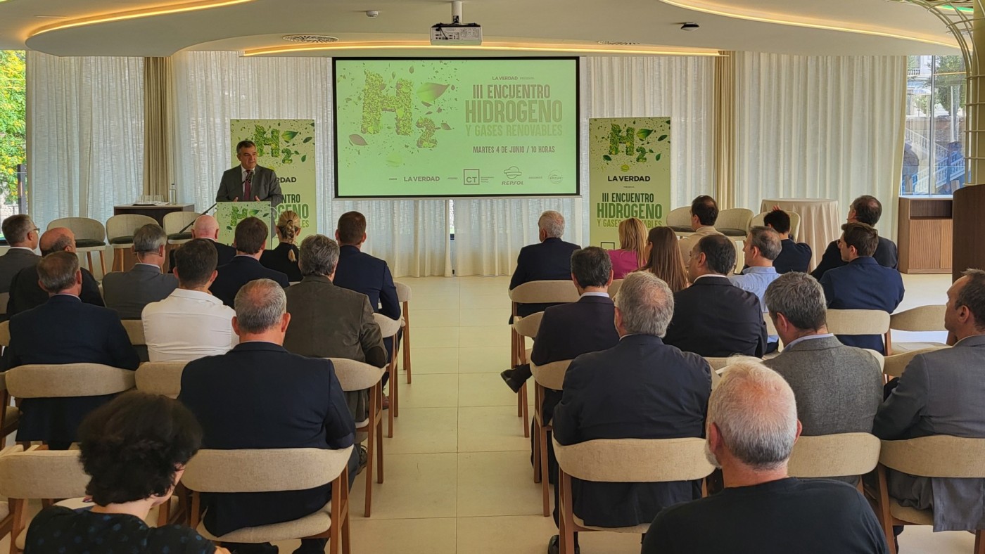 Repsol aún no ha cerrado su proyecto de inversión para la planta de hidrógeno verde de Cartagena