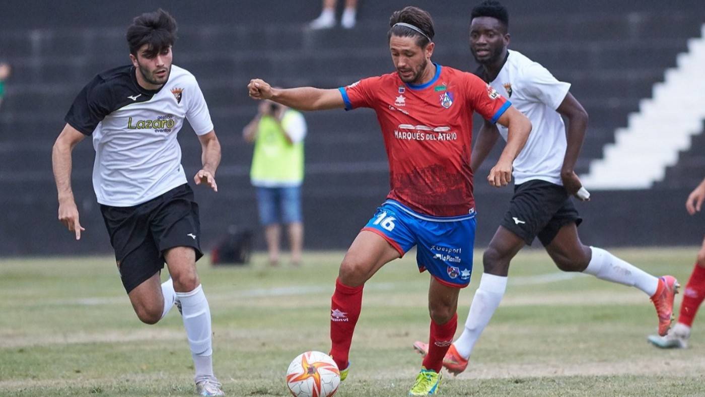 El Águilas ficha al centrocampista Pablo Santana