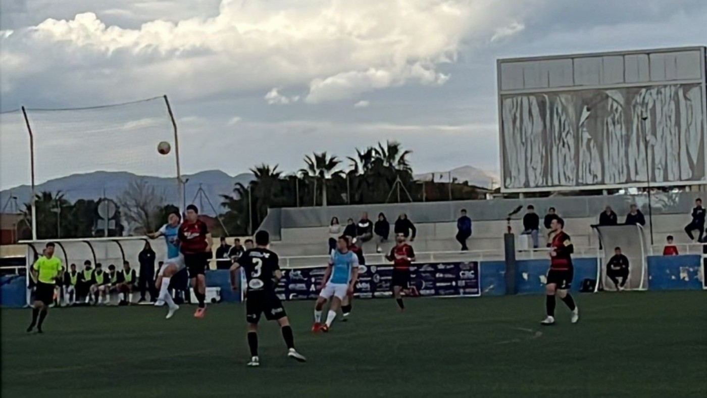 Empate sin gol entre Santa Cruz y Deportivo Marítimo (0-0)