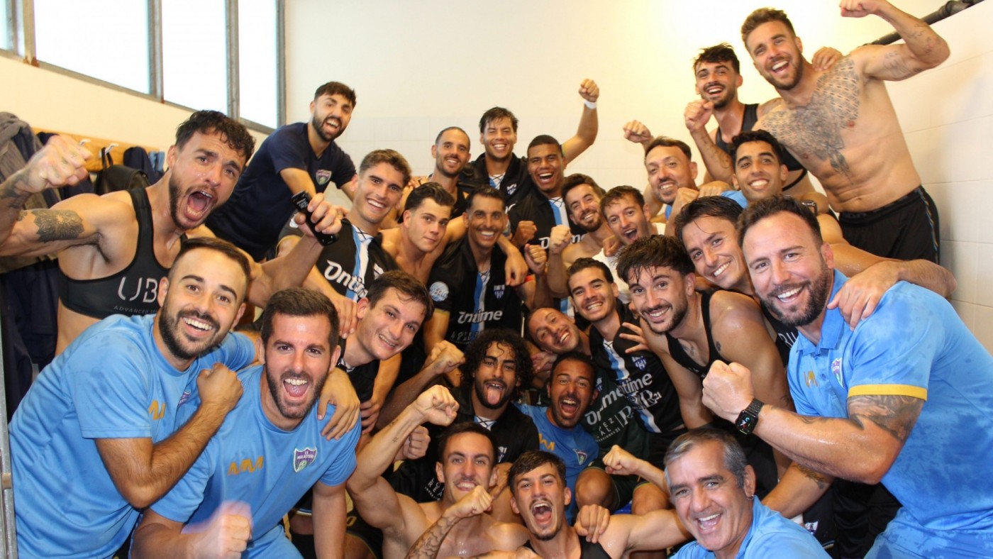 La Unión supera al Almería B (0-3)