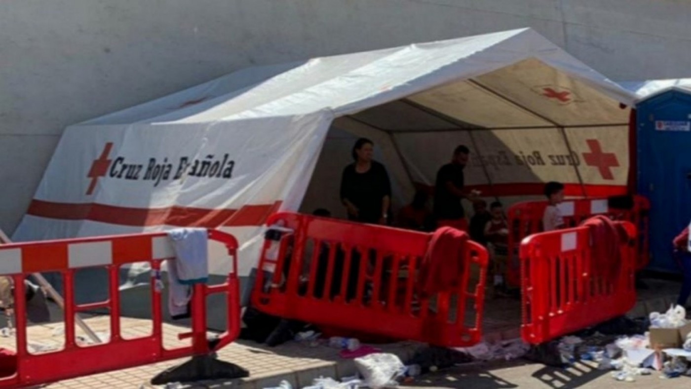 Sindicatos policiales exigen un cambio radical en las condiciones de acogida a inmigrantes de Escombreras