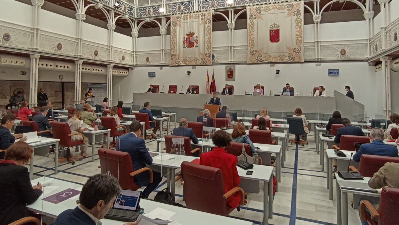 La Asamblea aprueba una moción que insta al Gobierno central a retirar el Plan del Tajo