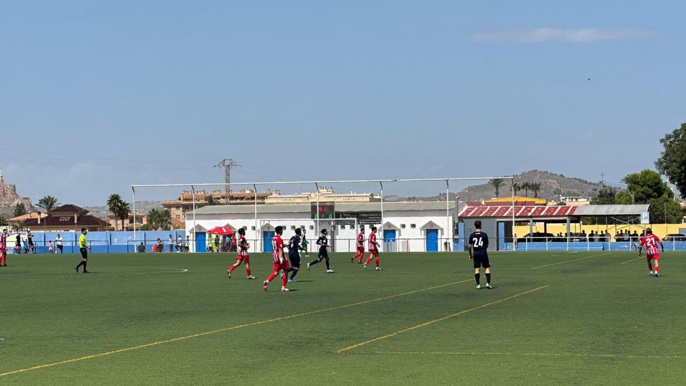 El Alcantarilla arranca con victoria en Llano de Brujas (0-1)