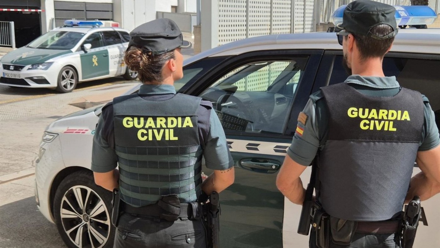 La Guardia Civil lleva días sin una embarcación para interceptar pateras en la costa murciana