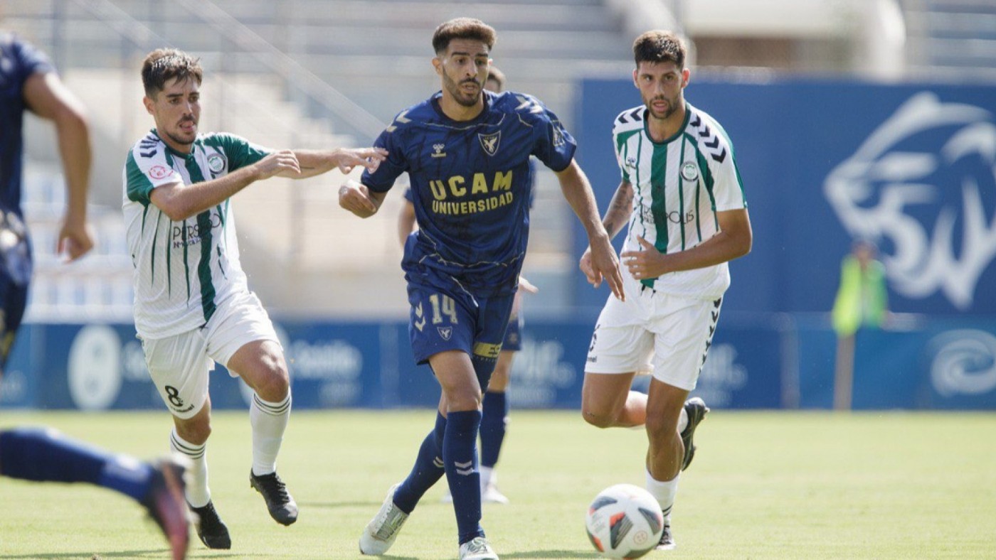 El UCAM Murcia no termina de arrancar (2-2) 