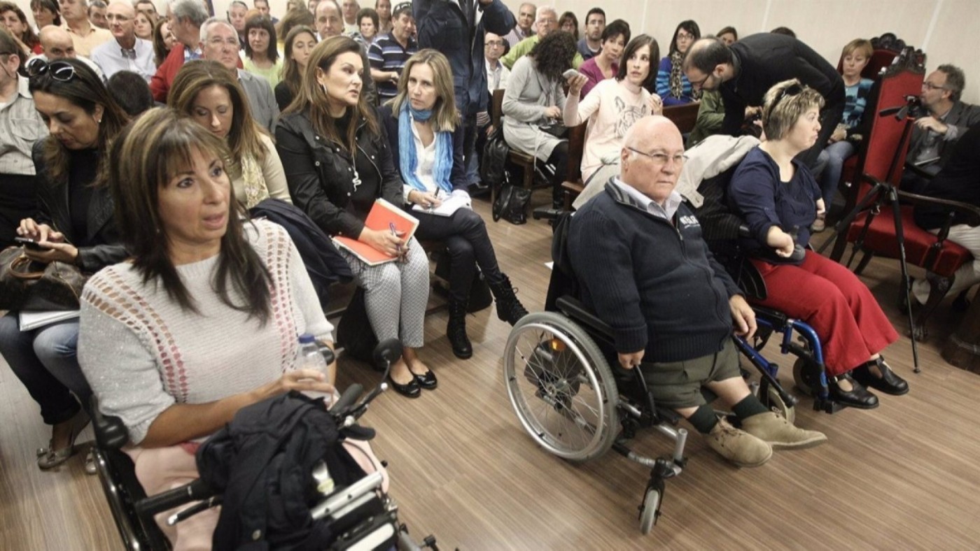 Víctimas de talidomida exigen que el Gobierno pida perdón y reconozca a todos los afectados