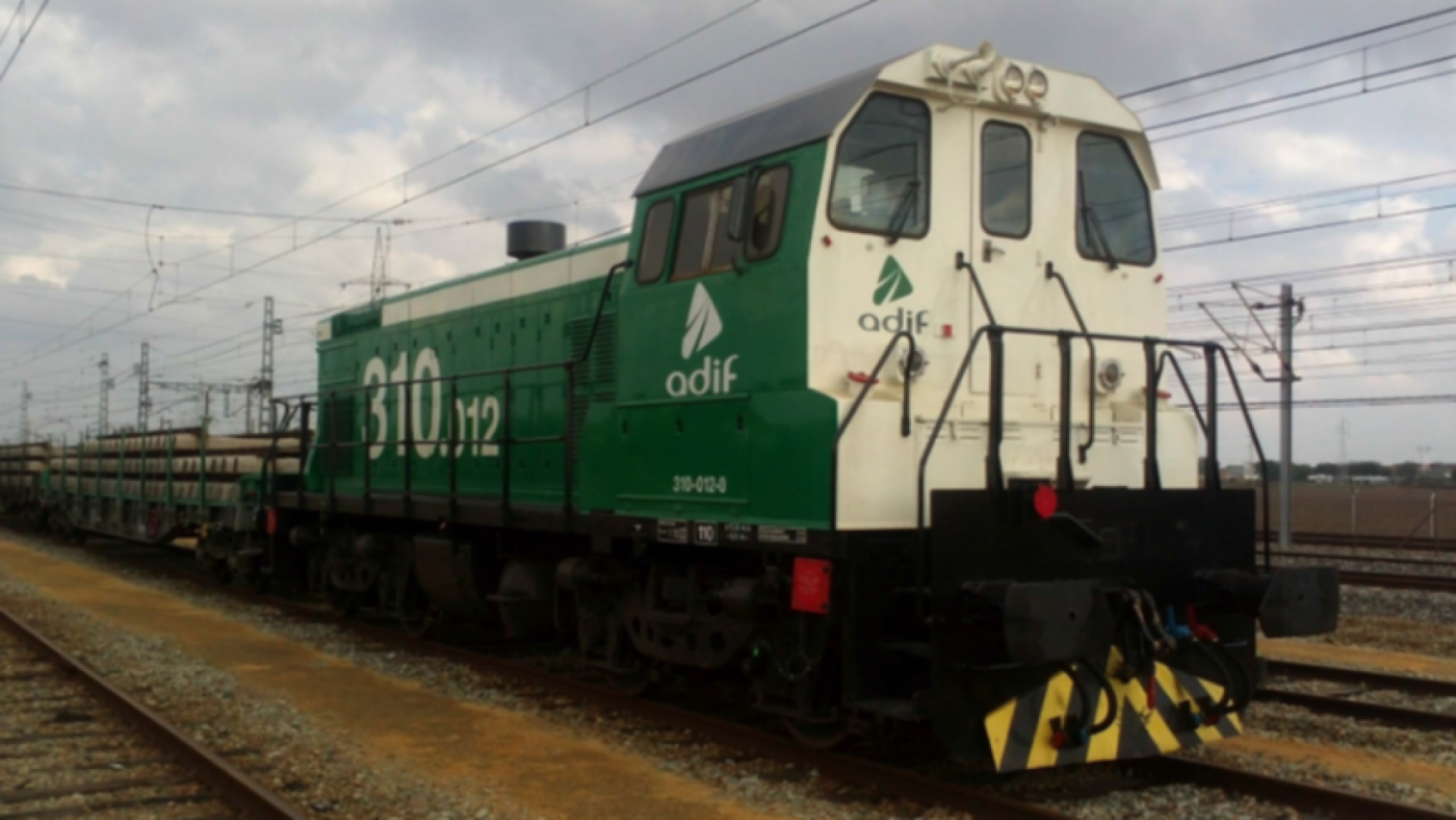 Un nuevo servicio de locomotoras ayudará a los trenes de carga a transportar las mercancías hasta Alicante a partir de febrero