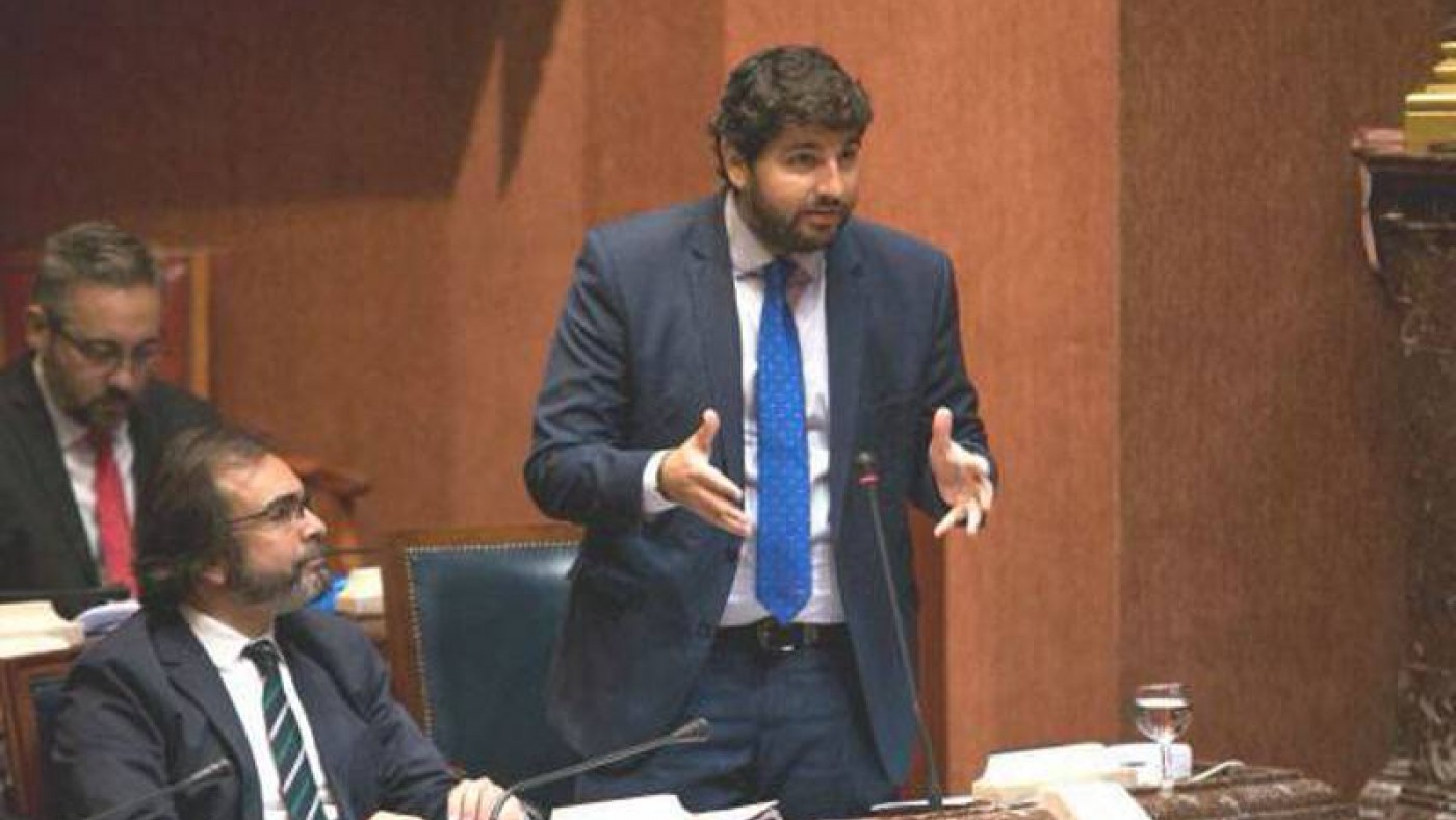 Los grupos de oposición reprochan al Gobierno que Murcia siga a la cabeza en bajos salarios