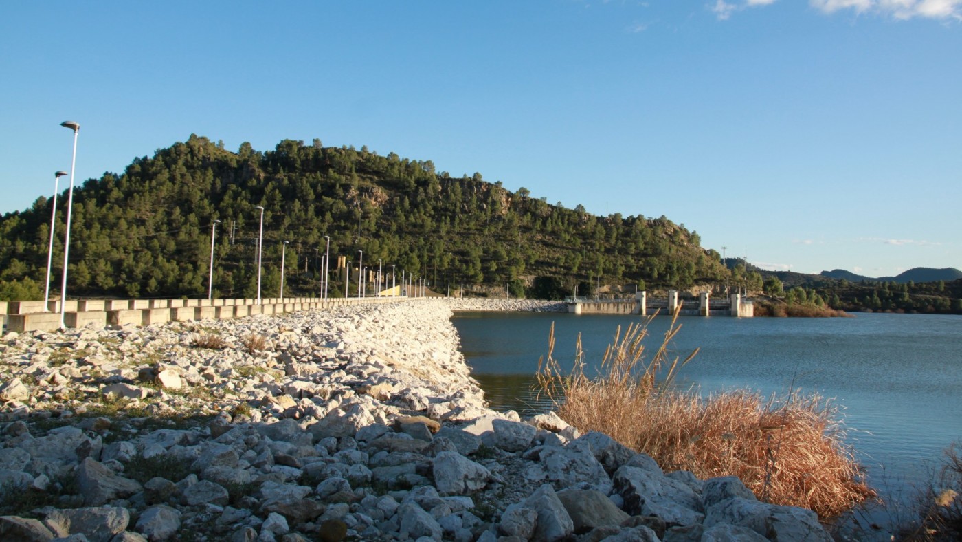 El embalse del Argos trasvasa agua al del Quípar para dejar espacio a nuevos caudales