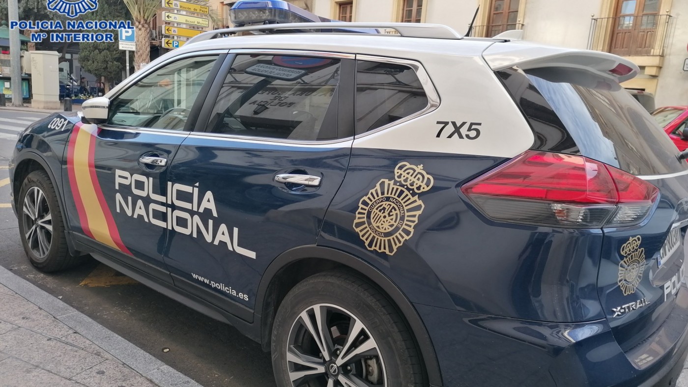 Disparan un perdigón en la mano a un trabajador de las obras de movilidad de Murcia