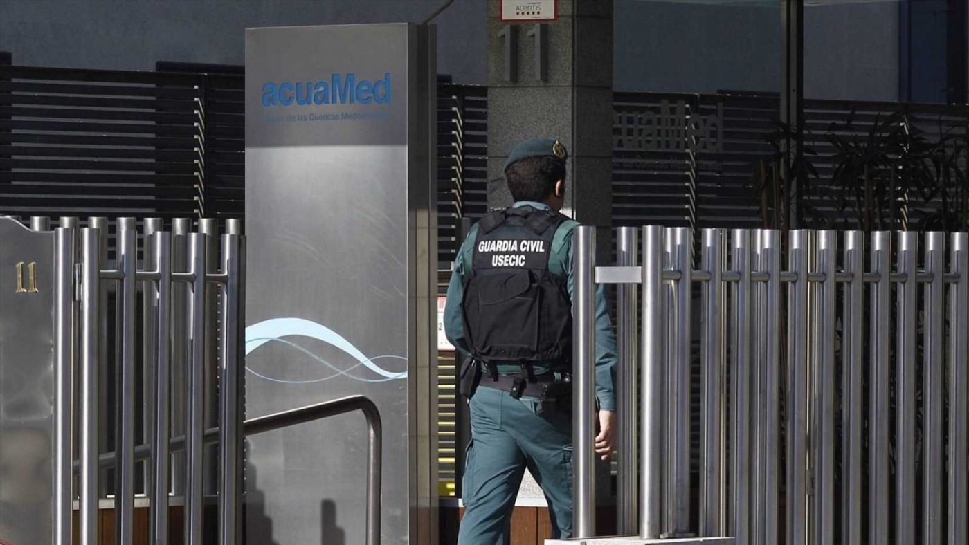 El juez procesa a 42 personas por irregularidades en la empresa Acuamed