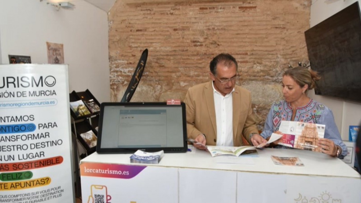 Lorca instala una nueva iluminación más moderna e informatizada en sus monumentos