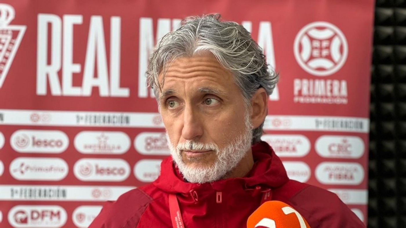Pablo Alfaro, sobre la afición: "Es fantástico, trabajamos para intentar emocionar a la gente"