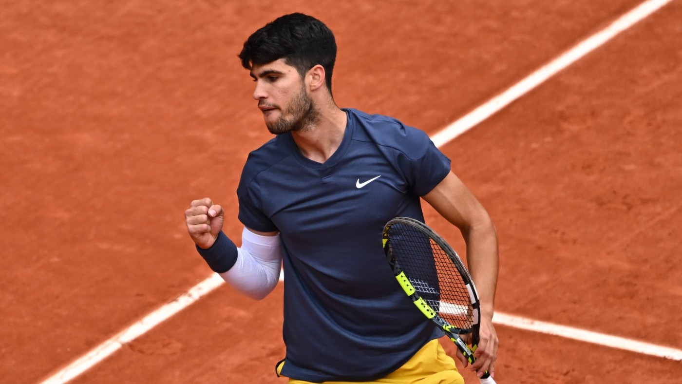 El 'viejo' Alcaraz ya está en cuartos de Roland Garros