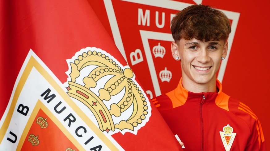 El Murcia va a ampliar el contrato de Alejandro Valverde hasta 2029