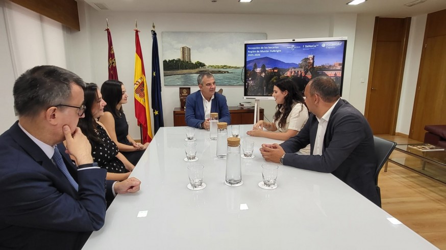 Cinco jóvenes de la Región investigarán en universidades de élite de EE. UU. con becas Fulbright-Séneca