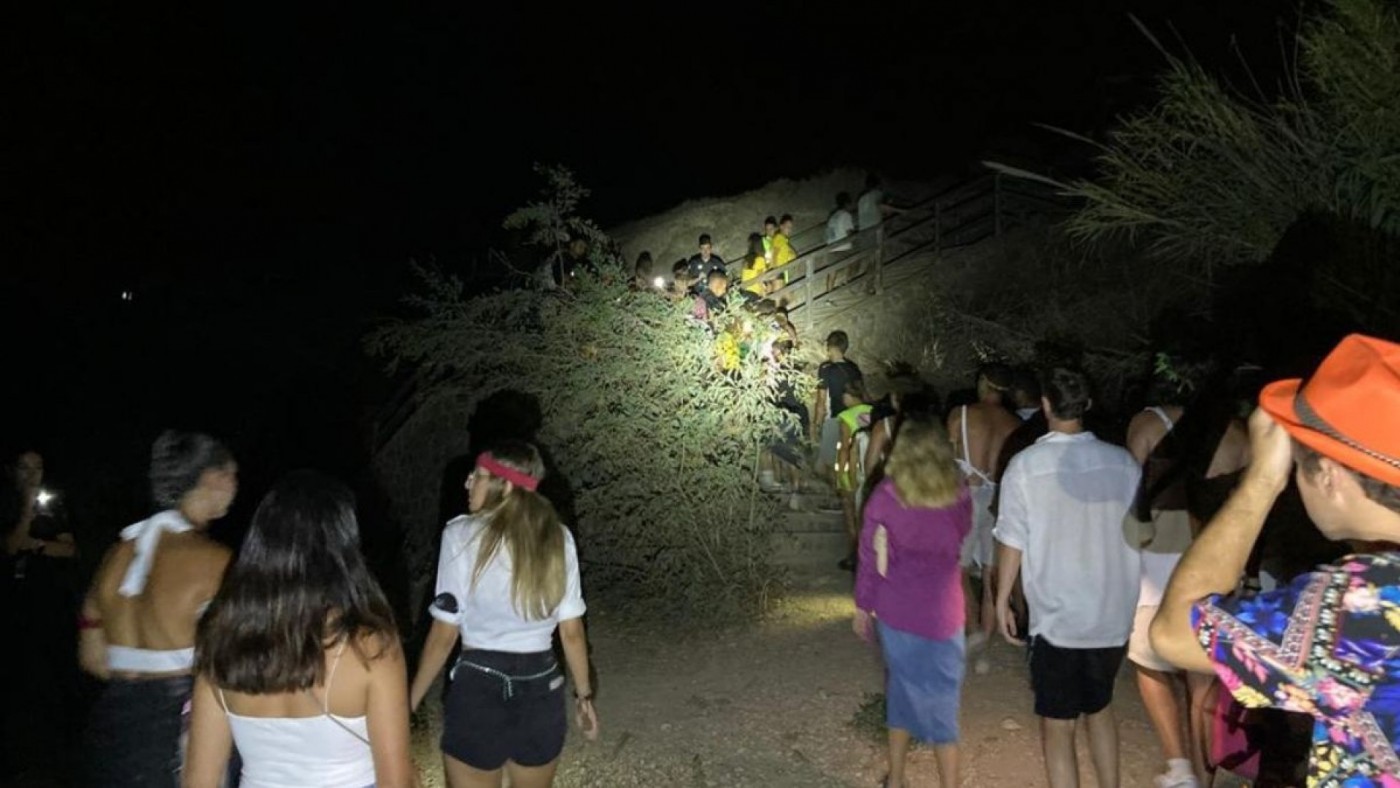 Operación contra el botellón en Isla Plaza y La Azohía