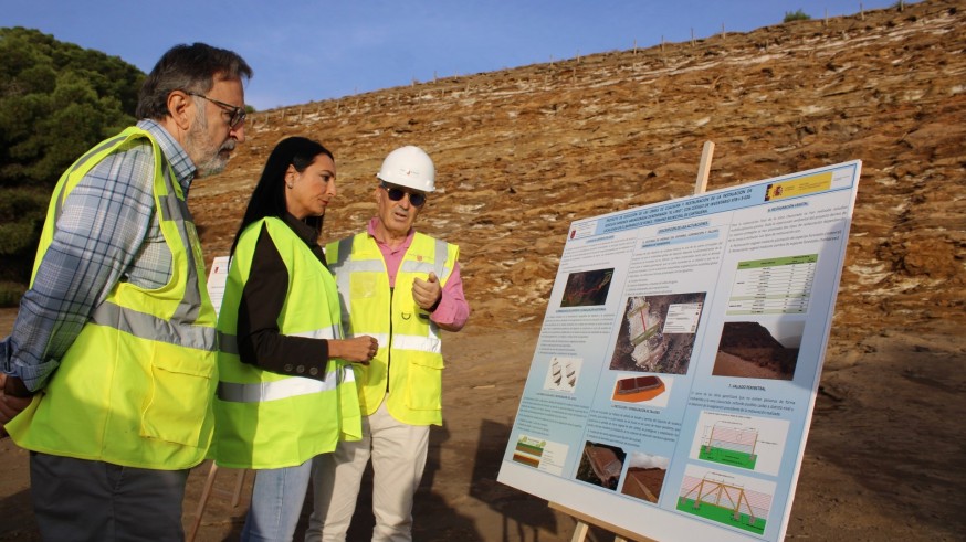 Comienza el sellado de la instalación de residuos mineros abandonada 'El Lirio' en Cartagena