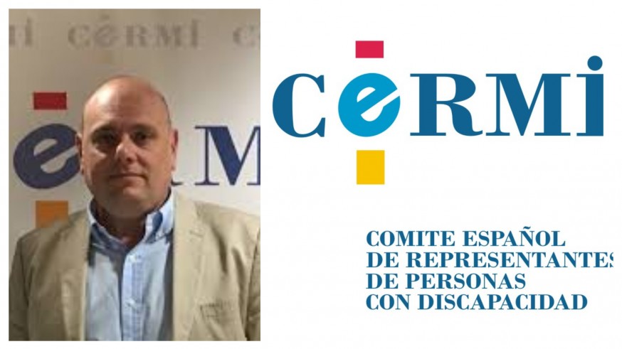 Pedro Martínez, Presidente del CERMI en la Región de Murcia, en el programa "La contraportada" con Lucía Hernández.