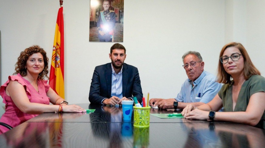 Vox pide en la Asamblea Regional la prohibición de megaplantas fotovoltaicas en suelo productivo