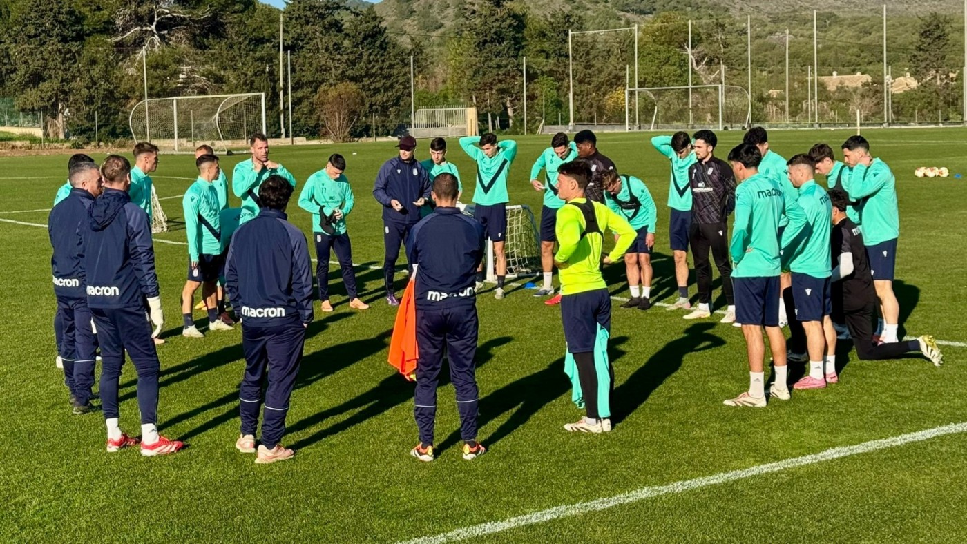 Calderón, Fran Vélez, Chuca, Ander Martín y Nacho Sánchez no cuentan para el Cartagena 