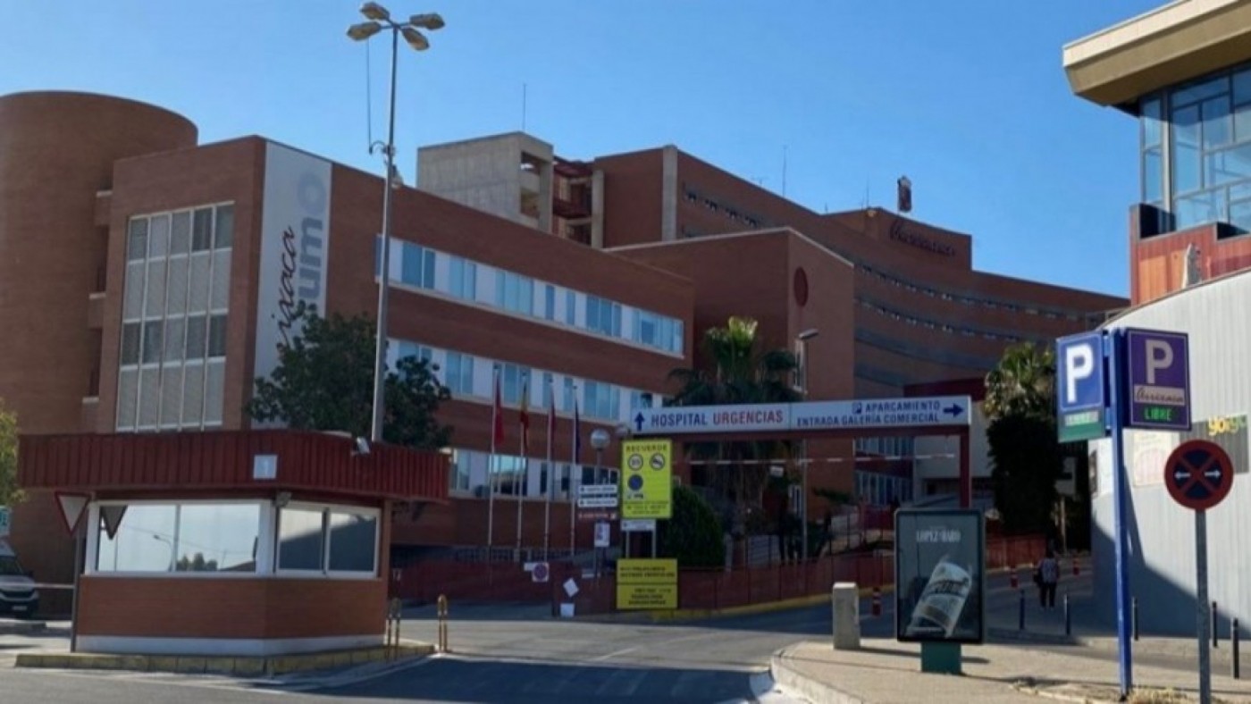 Herido grave un trabajador al caer desde una altura de 3 metros en Molina de Segura