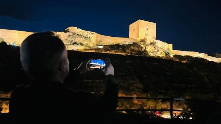 El Castillo de Lorca estrena una nueva iluminación artística para transformar su oferta turística nocturna