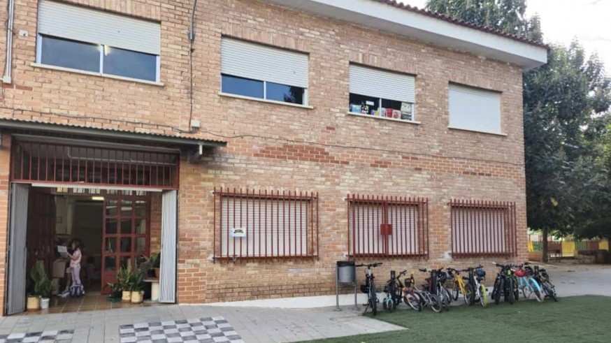 La Consejería apela a la autonomía pedagógica ante las ofertas de las editoriales de instalar los sistemas de climatización
