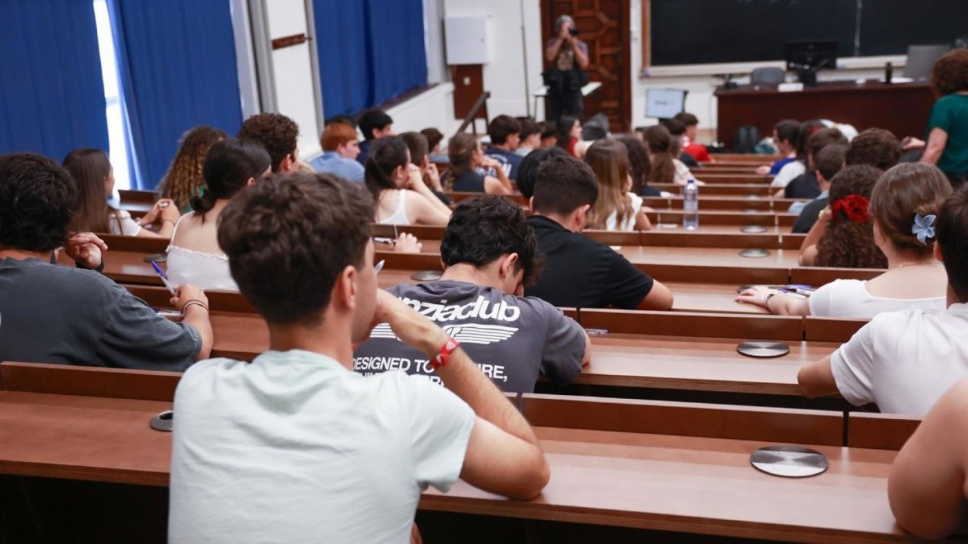 Los estudiantes murcianos conocerán este miércoles las notas de la PAU tras finalizar los exámenes