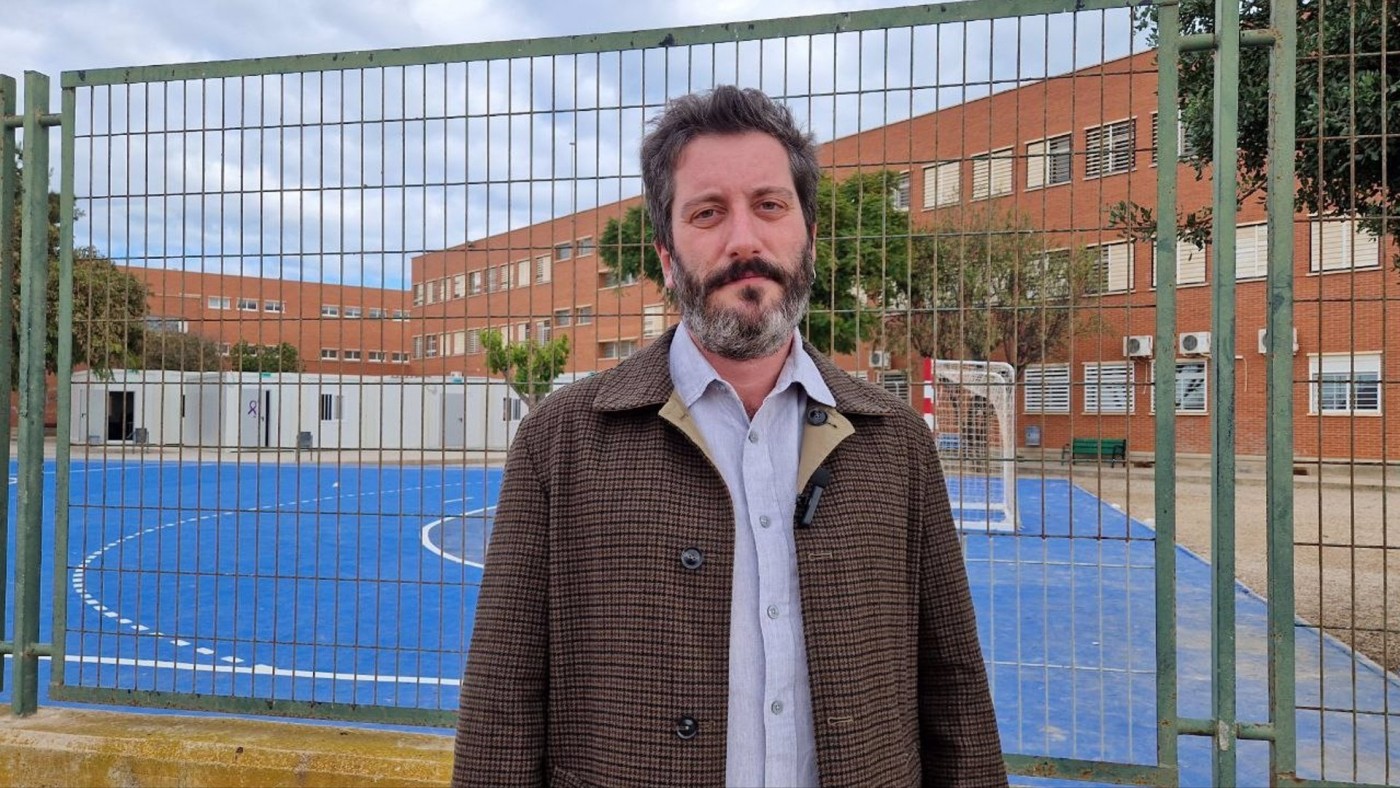 Podemos enmienda los Presupuestos regionales para eliminar los "barracones de la vergüenza"
