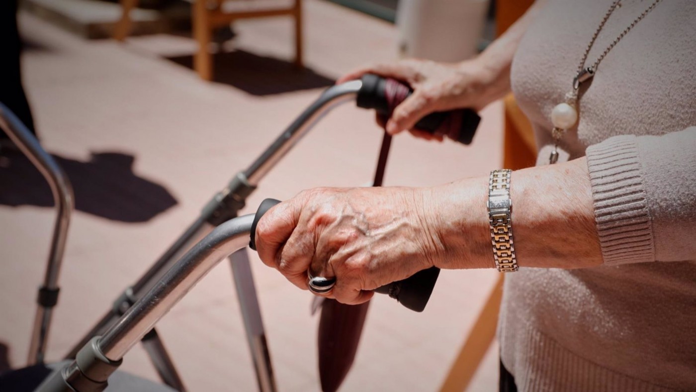 Más de 7.000 personas están a la espera de una valoración inicial de dependencia en la Región de Murcia